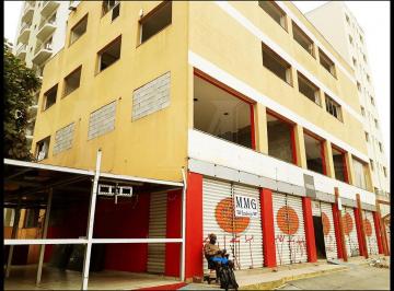 Comercial · 686m² · 3 Vagas · Excelente Prédio Comercial de Esquina com 686 m2 no Planalto Paulista.