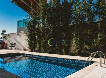 0f2bf7edddf7896fc21443dd5bc12f8103487b3d · Casa com 5 dormitórios à venda, 550 m² por R$ 3.700.000,00 - Condomínio Residencial Jaguary - São Jo
