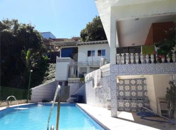 Área de Serviço · Casa térrea com 4 quartos à venda em Jardim santa isabel - SP