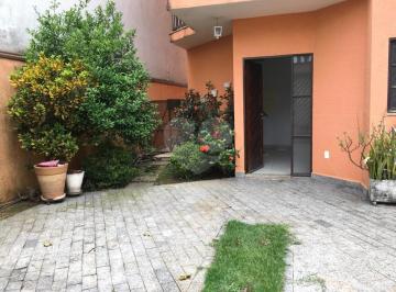 Imagem Principal · Casa à venda com 4 quartos, sendo 2 suítes, em Vila Oliveira, Mogi das Cruzes