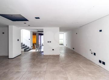 Casa · 250m² · Sobrado à venda em Pinheiros - SP