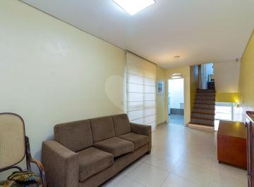 Área de Serviço · Casa com 3 quartos à venda em Jardim da glória - SP