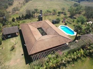 Área de Serviço · Sítio com 2 quartos à venda em Rio Acima - SP