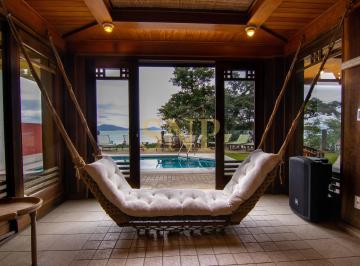 Casa de 4 quartos, Porto Belo · Residência em Porto Belo - SC. Na beira mar. Mobiliada/Decorada. 511 m2