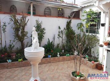 Casa · 214m² · 4 Quartos · 4 Vagas · Casa de 4 quartos