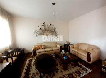 Casa · 245m² · 3 Quartos · 5 Vagas · Casa à venda, 3 quartos, 1 suíte, 5 vagas, Jardim Santa Clara - Taubaté/SP