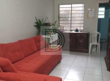 Casa · 233m² · 3 Quartos · 4 Vagas · Casa térrea com 3 dormitórios - Localização Perfeita!