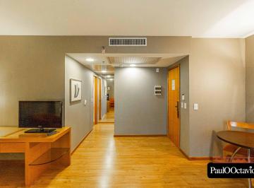 Apartamento de 1 quarto, Brasília · SHS - BRASIL 21 - OTIMO FLAT - ANDAR ALTO - MOBILIA POOL - DE CANTO