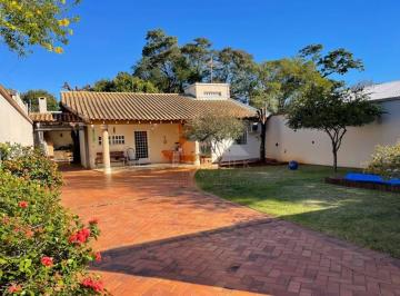 ac327b83d234c9e7b344f88ae5c189e807883e05 · Casa com 3 dormitórios sendo 1 suíte à venda, 172 m² por R$ 950.000 - Jardim Panorama - Foz do Iguaç