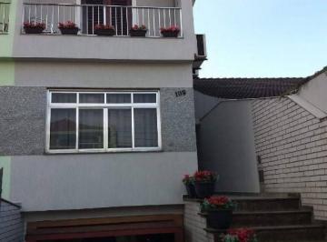 252e106408b64abbe2aa83daec2f2b344c6a5954 · Sobrado City Pinheiro, Otima Localizaçao!