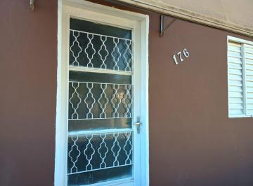 Casa · 59m² · 3 Quartos · Casa Térrea ( Aceita permuta por Apartamento em lugar acessível ) .