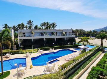 Casa · 421m² · 5 Quartos · 5 Vagas · Condomínio Areias Do Mar Casado, na praia de Pernambuco em Guarujá .