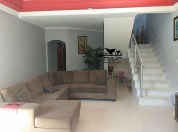 Casa · 285m² · 3 Quartos · 2 Vagas · Casa-Sobrado-para-Venda-em-Parque-do-Sol-Guaratingueta-SP