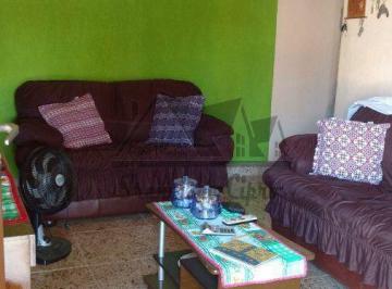 Casa · 80m² · 2 Quartos · 2 Vagas · Casa-Terrea-para-Venda-em-Parque-das-Garcas-Guaratingueta-SP