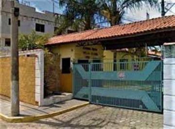 Casa · 48m² · 2 Quartos · 1 Vaga · Casa-Terrea-para-Venda-em-Cruz-Lorena-SP