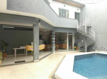 Casa · 300m² · 4 Quartos · 4 Vagas · Casa-Sobrado-para-Venda-em-Jardim-Bela-Vista-Guaratingueta-SP