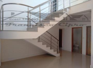 Casa · 300m² · 4 Quartos · 4 Vagas · Casa-Sobrado-para-Venda-em-Jardim-Bela-Vista-Guaratingueta-SP