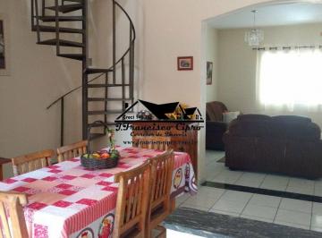 Casa · 100m² · 3 Quartos · 2 Vagas · Casa-Sobrado-para-Venda-em-Nova-Guara-Guaratingueta-SP