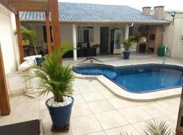 Casa · 357m² · 5 Quartos · 2 Vagas · Casa à venda no bairro Pedregulho - Guaratinguetá/SP