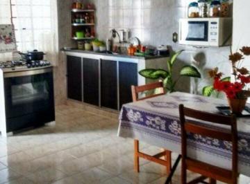 Casa · 60m² · 2 Quartos · 2 Vagas · Casa-Terrea-para-Venda-em-Cecap-Lorena-SP