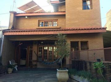 Casa · 323m² · 4 Quartos · 2 Vagas · Casa Sobrado