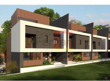 Casa · 400m² · 4 Quartos · 4 Vagas · Casa em Condomínio Fechado 4 suítes, 4 vagas no Jardim Floresta. Novo. Vago. Prontissímo.