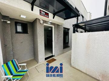 Casa · 102m² · 4 Quartos · 2 Vagas · Sobrado triplex 04 quartos Suíte Praia de Leste