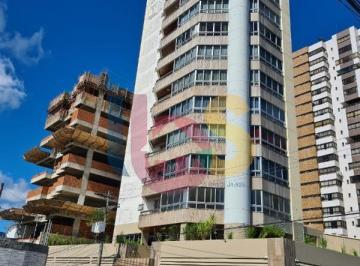 Apartamento · 278m² · 3 Quartos · 2 Vagas · Apartamento no Edifício Antônio Benevides