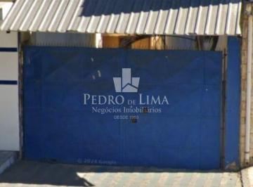 Comercial · 288m² · 4 Vagas · Galpão parte inferior, 288m² entrada lateral, 4 vagas, 2 salas e 3 banheiros. Parque Cisper