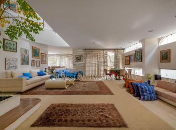 Casa · 750m² · 4 Quartos · 4 Vagas · Casa com espaço gourmet em rua deliciosa e arborizada!