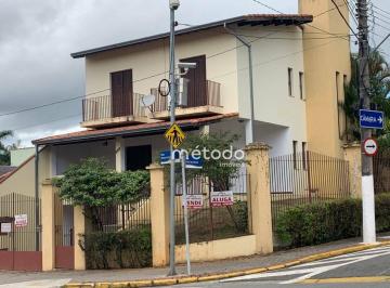 Sobrado SO0044 da Imobiliária em Guararema - Método Imóveis · Sobrado com 3 quartos à venda, 223 m² por R$ 1.980.000 - Bairro Centro - Guararema/SP