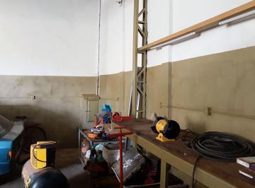 Comercial · 152m² · 2 Quartos · 2 Vagas · BARRACAO COM  EDICULA A VENDA NO MIRANTE