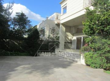 Casa · 740m² · 5 Quartos · 6 Vagas · Jardim Luziânia próximo ao Parque Ibirapuera terreno 960m² área construída 740m² 5 quartos 4 suítes