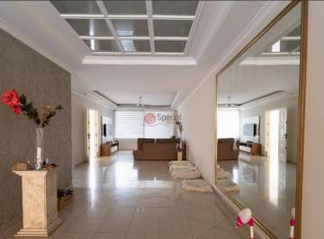 Casa · 346m² · 3 Quartos · 4 Vagas · Sobrado à venda na Vila Carrão, 346 metros.