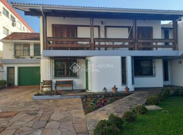 Casa · 427m² · 5 Quartos · 2 Vagas · casa estilo sobrado, 427n² e  5 dormitórios, sendo duas suítes, sacad, piscina ,vaga fechada e pátio