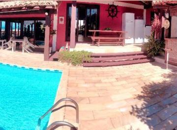 Casa de 5 quartos, Armação dos Búzios · Na beira da praia de Geribá, casa excelente, piscina e churrasqueira.