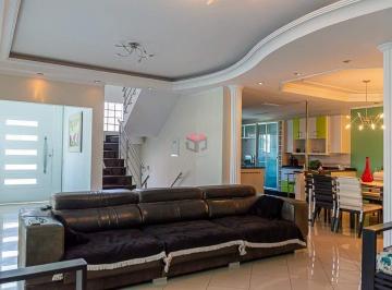 Casa · 249m² · 4 Quartos · 6 Vagas ·  Sobrado de 249 m² no Nova Petrópolis em São Bernardo do Campo - SP 