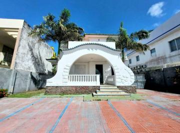 Comercial · 400m² · 6 Quartos · Casa Comercial na Avenida Ivo do Prado