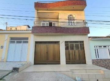 Apartamento · 150m² · 5 Quartos · 1 Vaga · Casa com 3 pavimentos no Bairro Santo Antônio