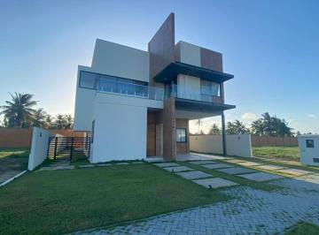 Casa · 380m² · 4 Quartos · 4 Vagas · Viva o Luxo e a Amplitude no Alphaville Sergipe: Casa dos Sonhos com Vista para o Mar e Lagoa!