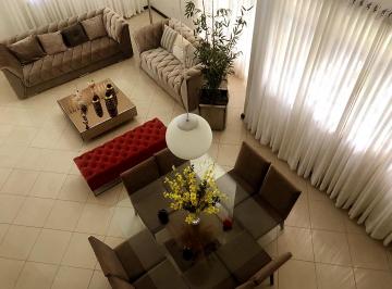 Casa · 1056m² · 5 Quartos · 6 Vagas · Casa no Condomínio Melício Machado