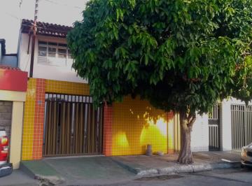 imovel_3261_36116.jpg · Casa à venda, 6 quartos, 2 suítes, 2 vagas, Treze de Julho - Aracaju/SE