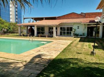 Casa · 630m² · 4 Quartos · 13 Vagas · Excelente Casa no Bairro Coroa do Meio