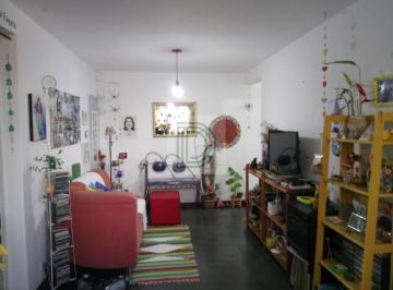 Apartamento · 60m² · 2 Quartos · 1 Vaga · Ótimo apartamento - condomínio barato.