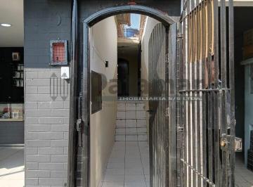 Comercial · 100m² · 2 Quartos · Imóvel Comercial ou Residencial com 100m² no Taboão da Serra
