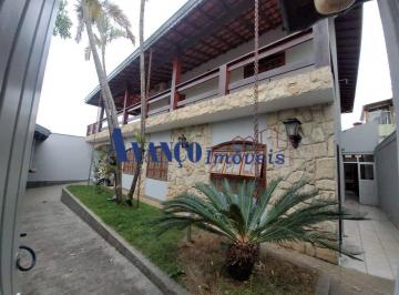 Casa · 400m² · 4 Quartos · 6 Vagas · Jardim Florestal - Amplo sobrado em ótima localização para venda