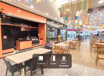 3b4572596dfddff49d05fa0ad4d05bde72f7983f · Loja projetada e mobiliada no Shopping Solares para alugar, 47,25 m²