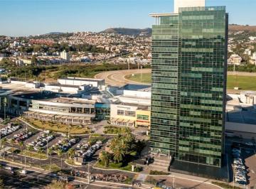 Comercial · 41m² · 1 Quarto · 1 Vaga · Salas com 1 quartos à venda em Cristal - RS