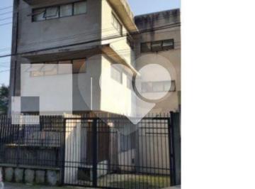 Sem Categoria · Prédio inteiro com 5 quartos à venda em Azenha - RS