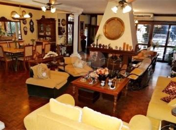 Área de Serviço · Casa com 6 quartos à venda em Vila assunção - RS